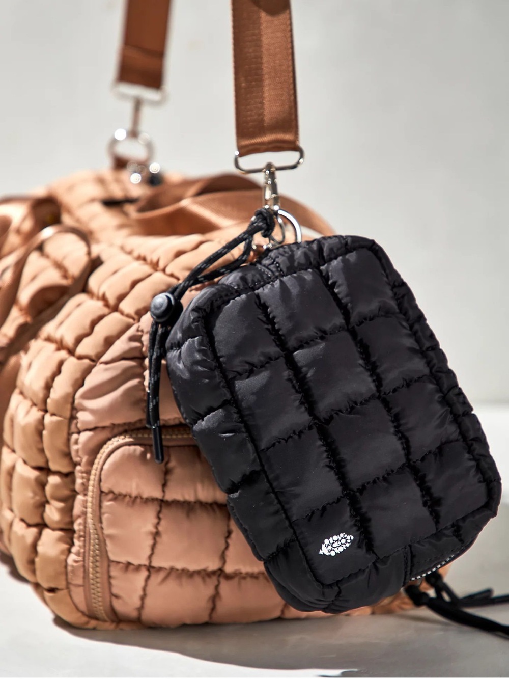 Free people Movement Quilted Mini Case - Picture 3 of 5